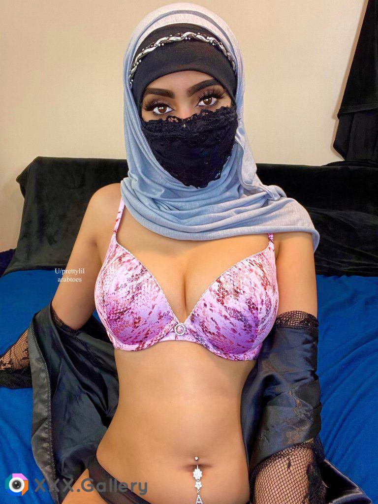 Would you like to make me your Arab slut habibi?