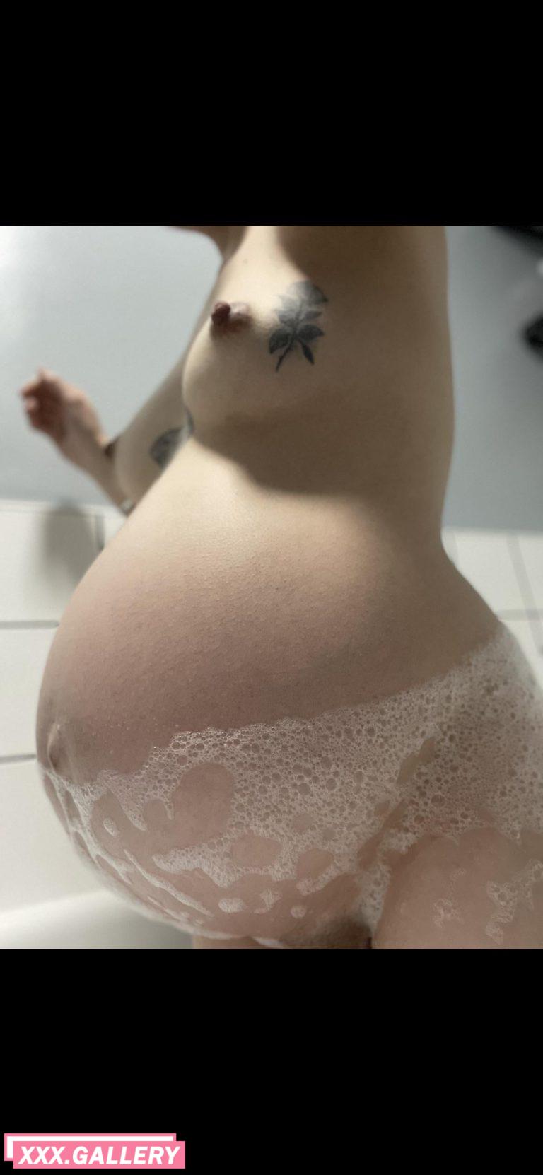 Pregnant British and bubbly in the bath