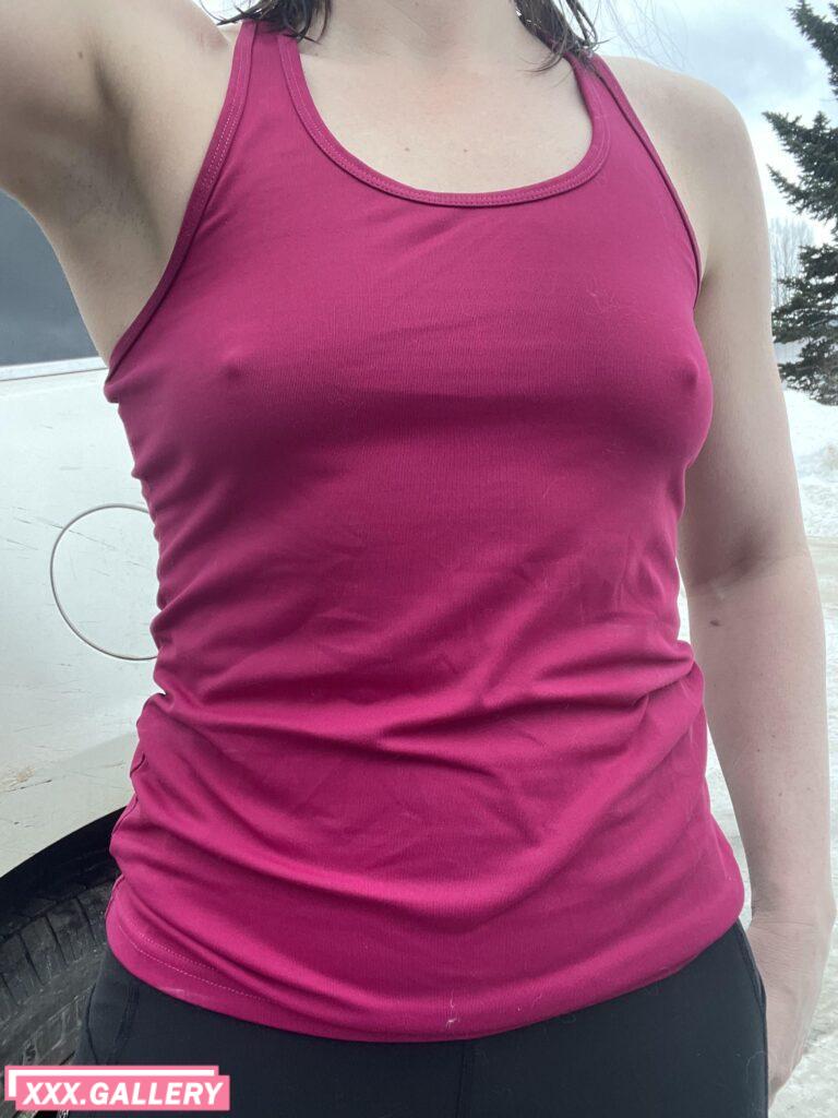 Heading to the gym… will I catch your attention?? 41F