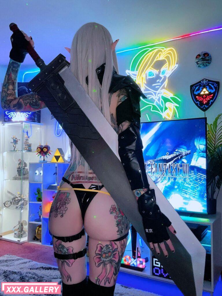 Booty and swords 🗡️🖤