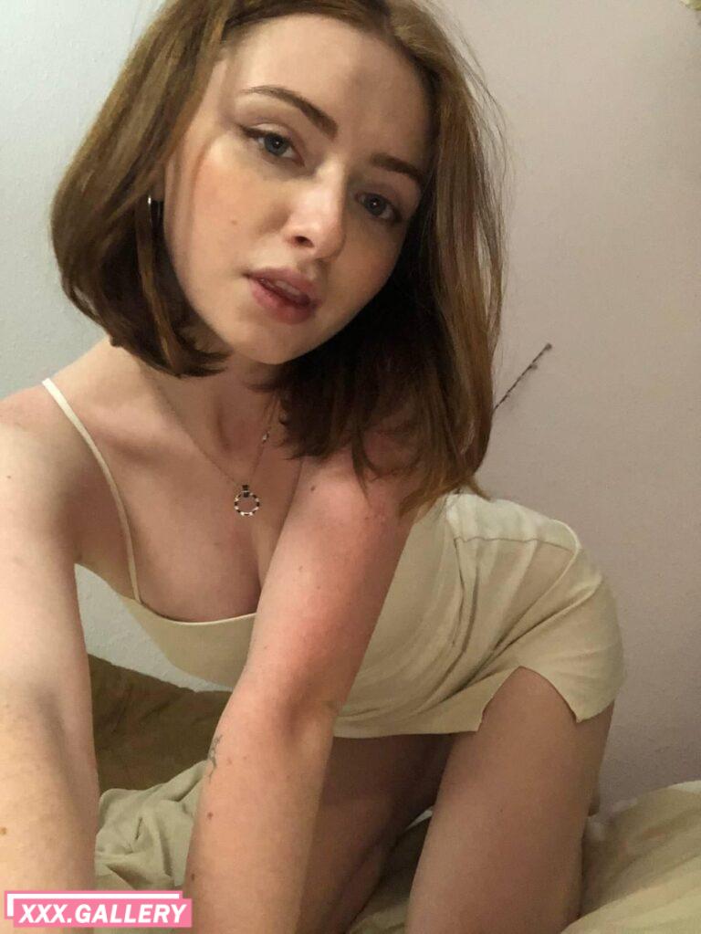 Petite pale babe with small boobies and flat waist
