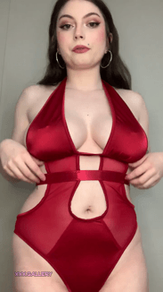 Curvy Queens and Seductive Undergarments: A Perfect Pairing