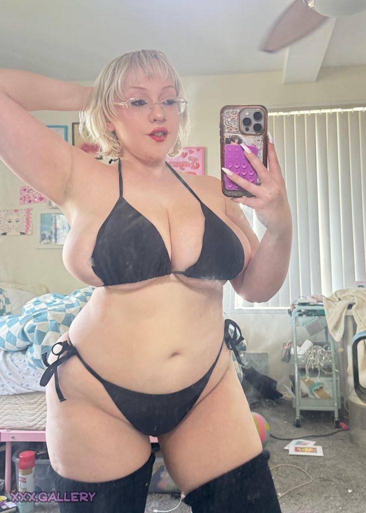 Feeling confident in my curves