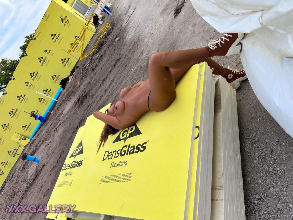 Looking for some company during work hours