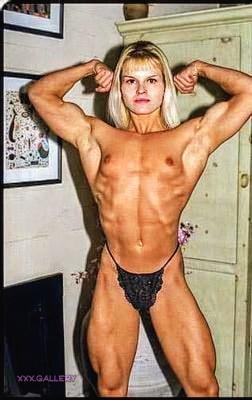 Muscle Goddess Reveals Her Strength