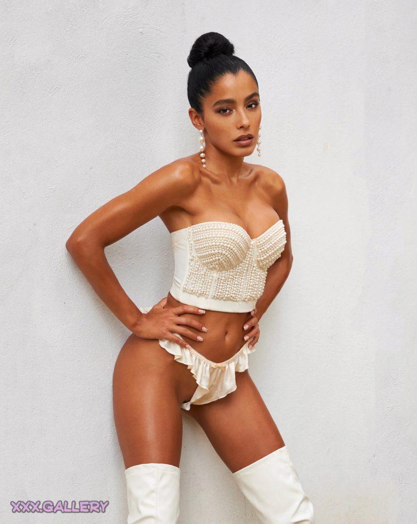 Sultry Photoshoot Surprise