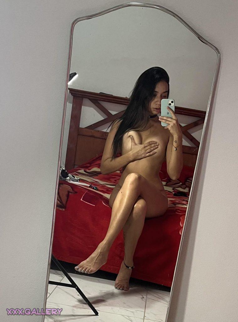 Sultry Seduction on a Weekend Night