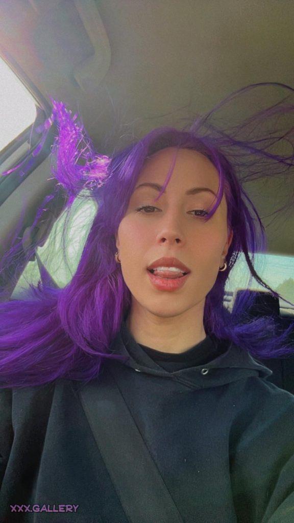 You won't believe what this neon-haired beauty is up to... 1 You wont believe what this neon haired beauty is up to 2