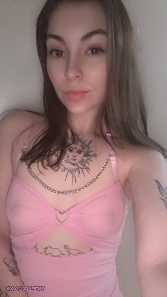 Can I get away with taking out the trash in this outfit 😉🔥