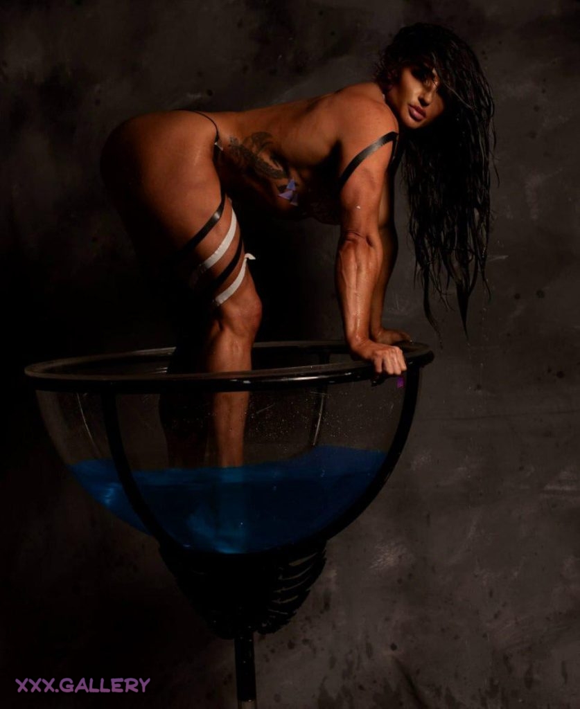 Cant Resist the Call of Those Muscles