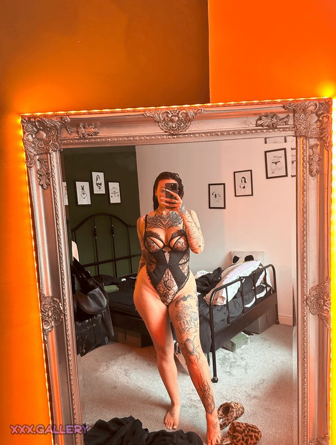 Deciding where to finish – tattoos or face?