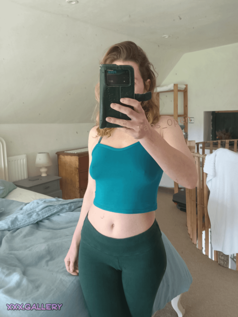 Feeling fabulous in my go-to hues 1 Feeling fabulous in my go to hues