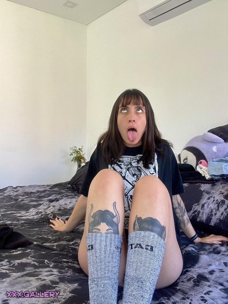 Feeling frisky and looking for some company ;)