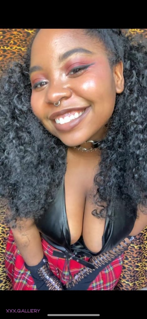 Feeling like a queen because I always get what I want 👑💖