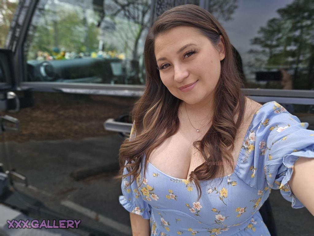 Guess who’s celebrating National 4×4 Day with a stunning brunette?