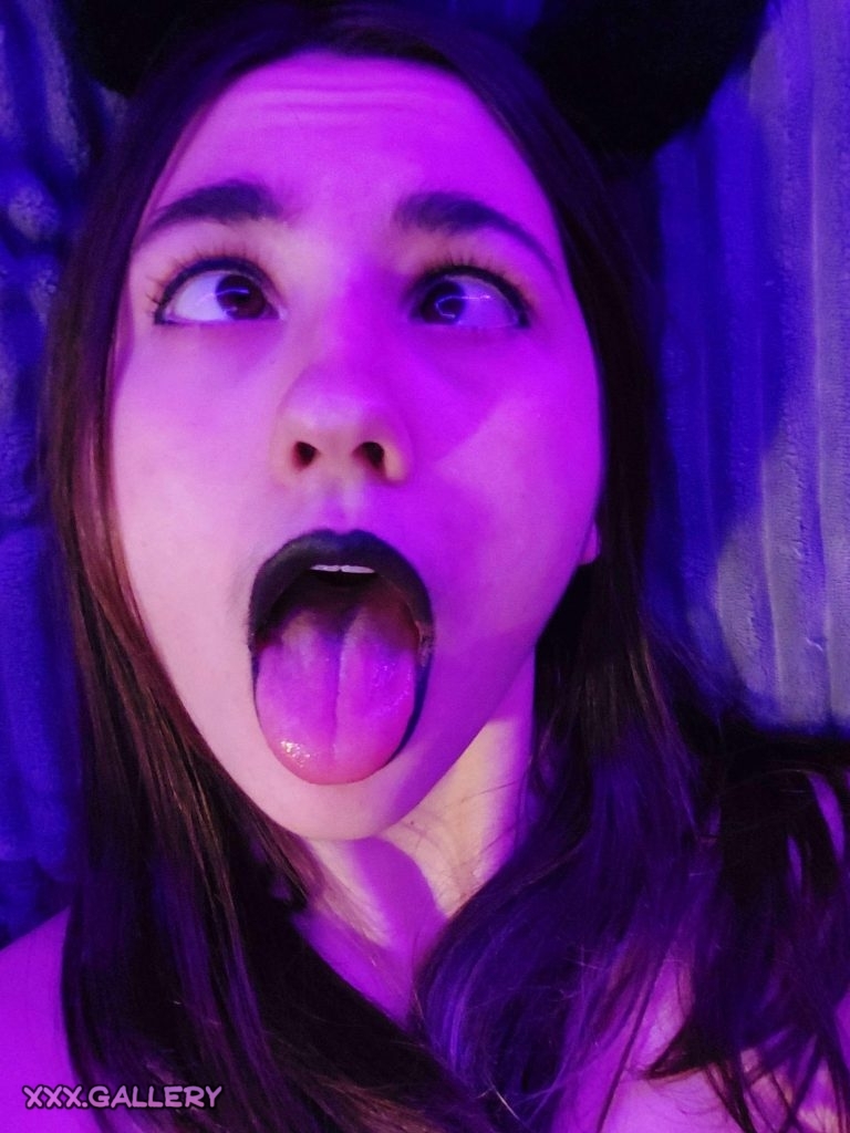 Just discovered a new way to have fun (;´༎ຶД༎ຶ`)