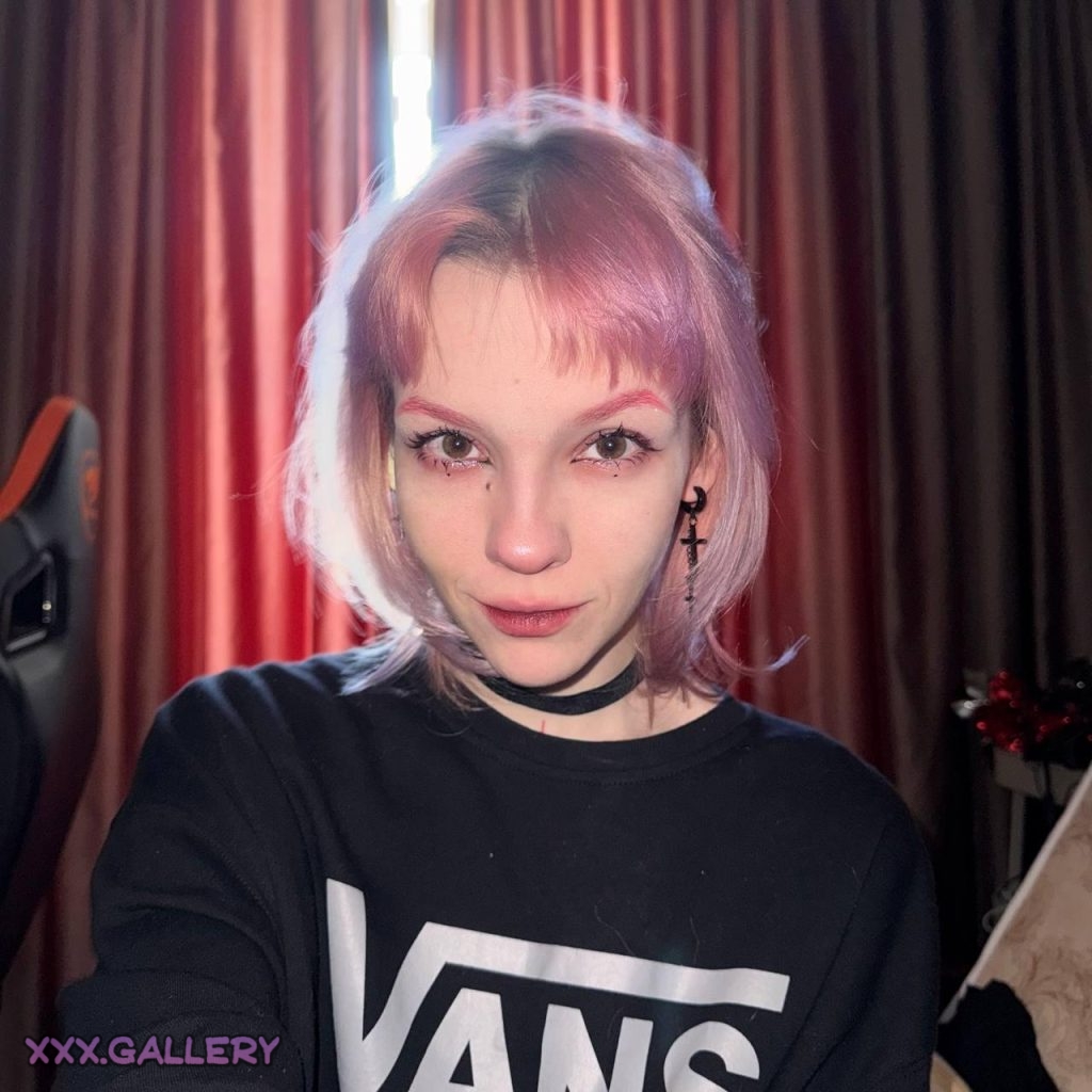 Neon Pink A Bold Choice or Fashion Disaster