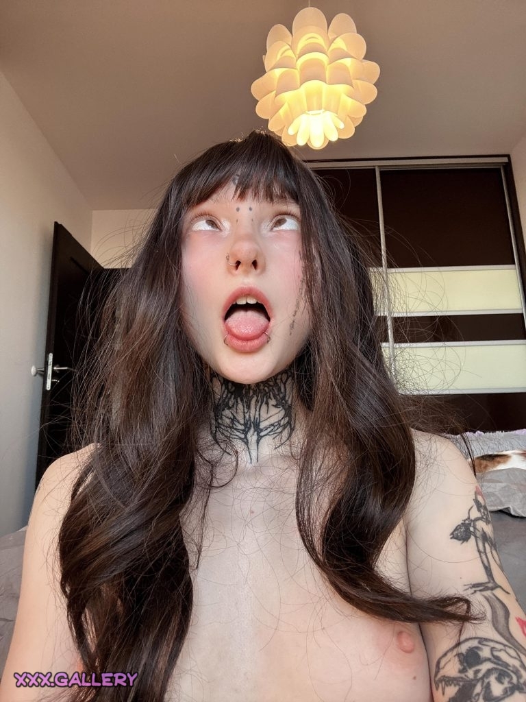 Why Small Titty Alt Girls are So Much Fun