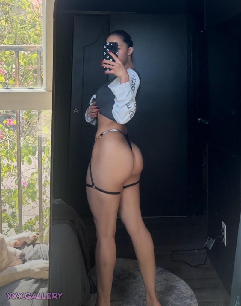 You wont believe what this Korean hottie is up to