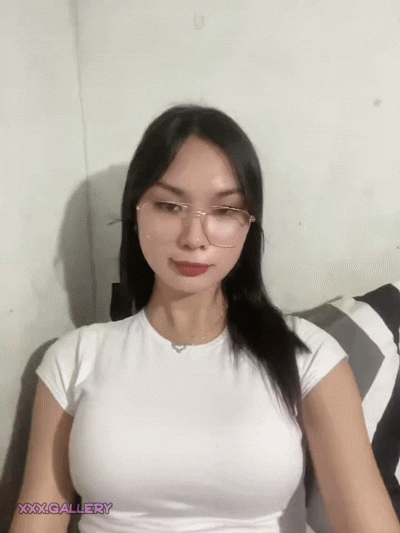 Can’t resist my Asian charm 😉