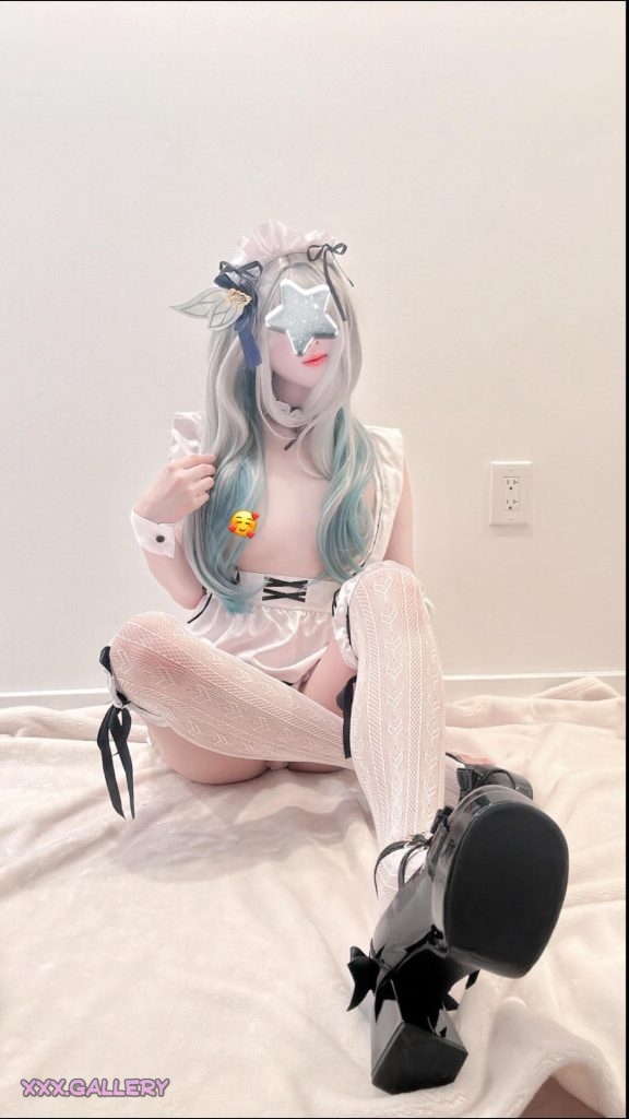 Check out this Tiny Cosplay Cutie! 1 Check out this Tiny Cosplay Cutie