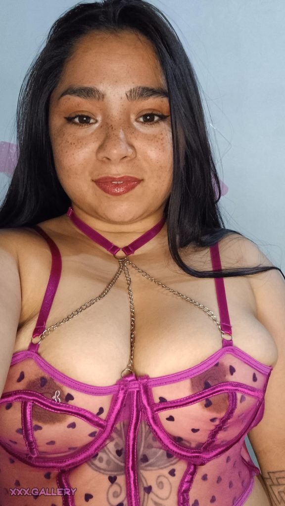 Looking for a wild night? Join me for some fun ;)