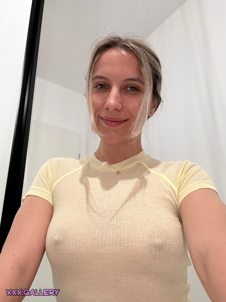Who needs a bra on the weekend anyway? Embrace the freedom!