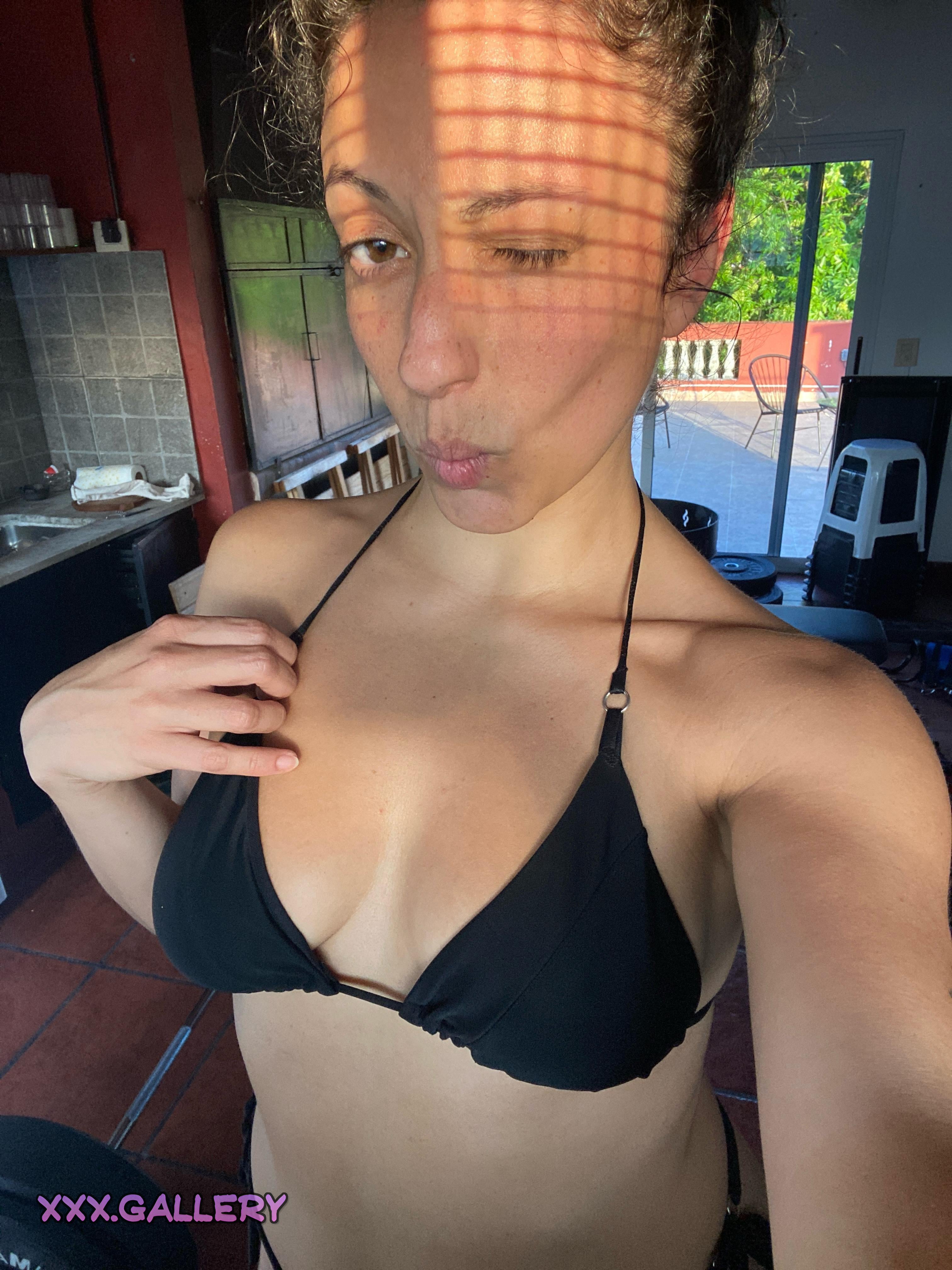 Sweaty Brunette in a Bikini: Twice the Deliciousness ππ½οΈββοΈπ¦ 6 1pejeyp hd