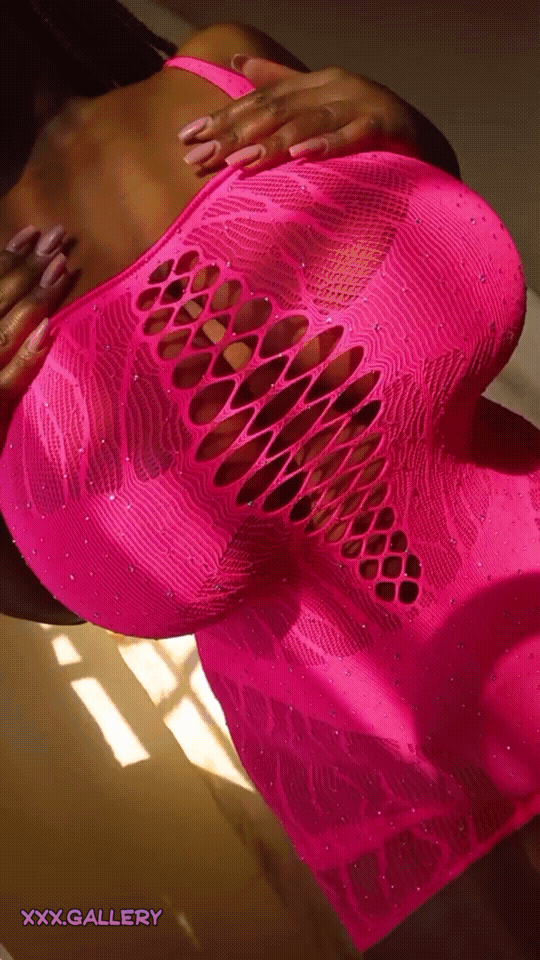 Savouring Sun-Kissed Skin: A Naughty Interlude βοΈ 2 1pe63tw hd