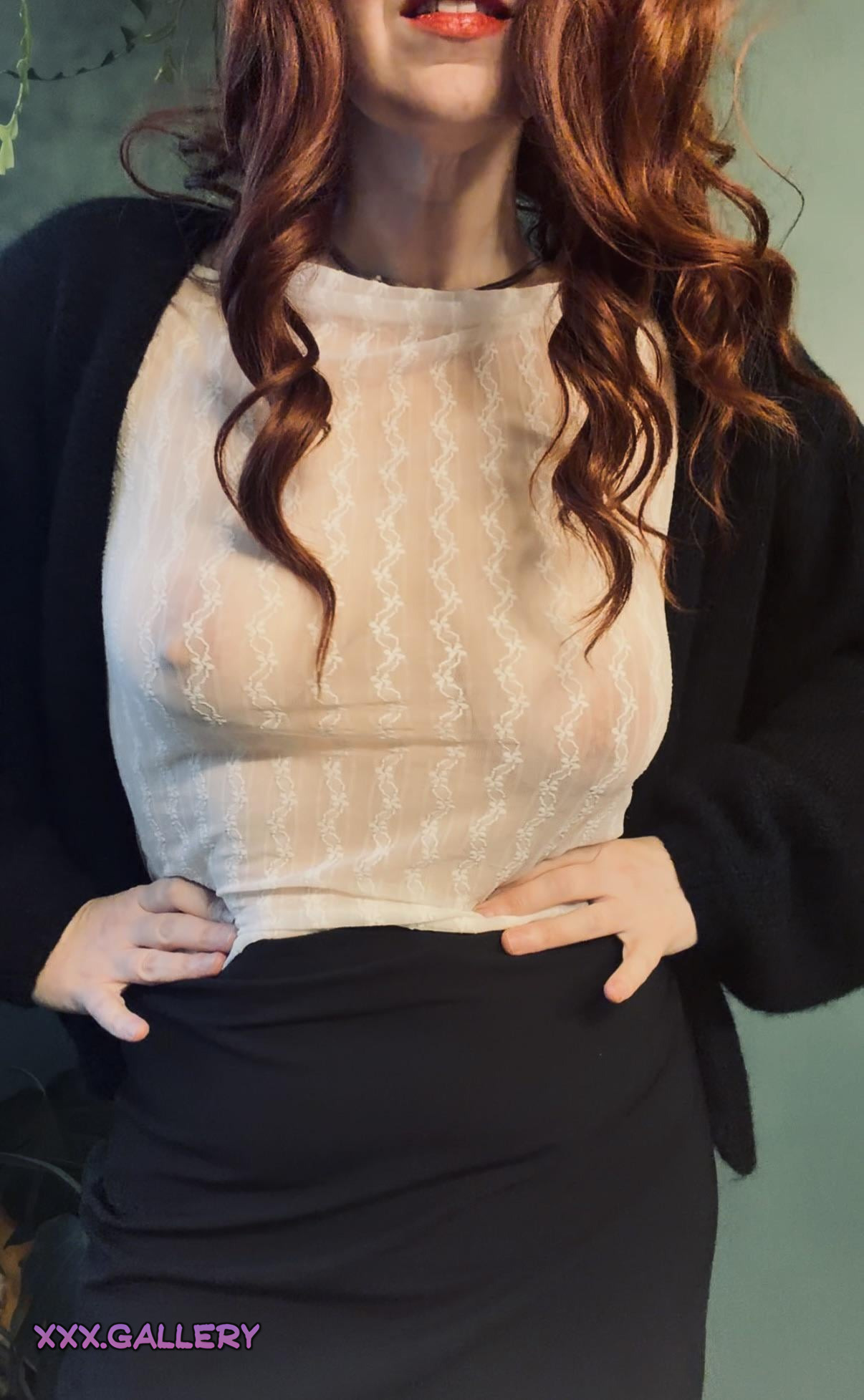 Savoring the Sophistication of Going Braless π₯ 10 1pg9d16 hd