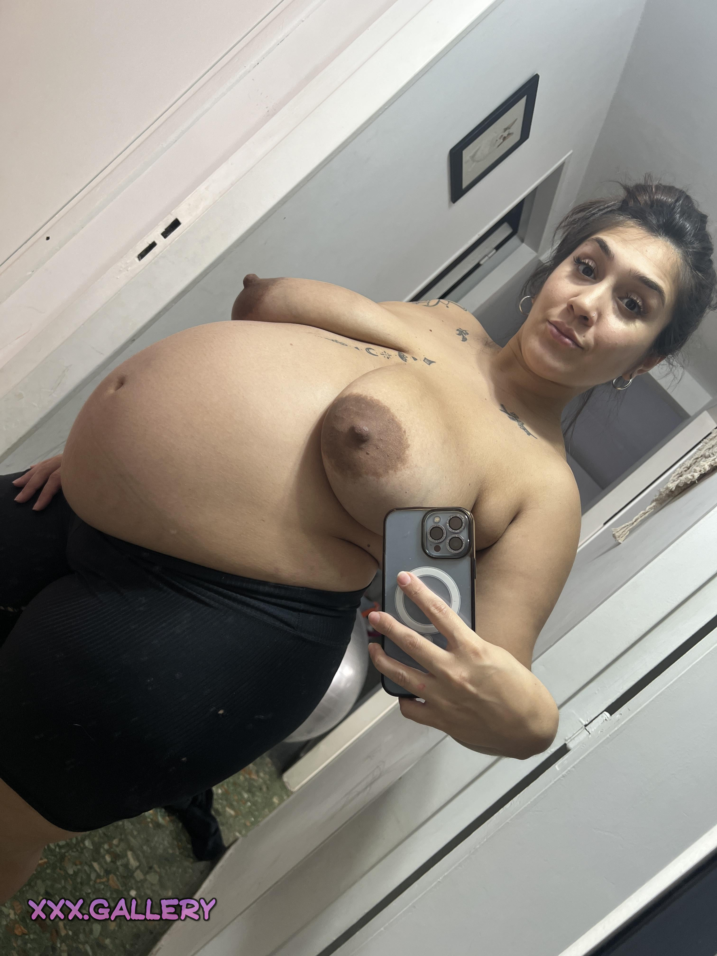 Mirror, Mirror: My Belly's New Reality π€°οΈ 5 1pi84oc hd