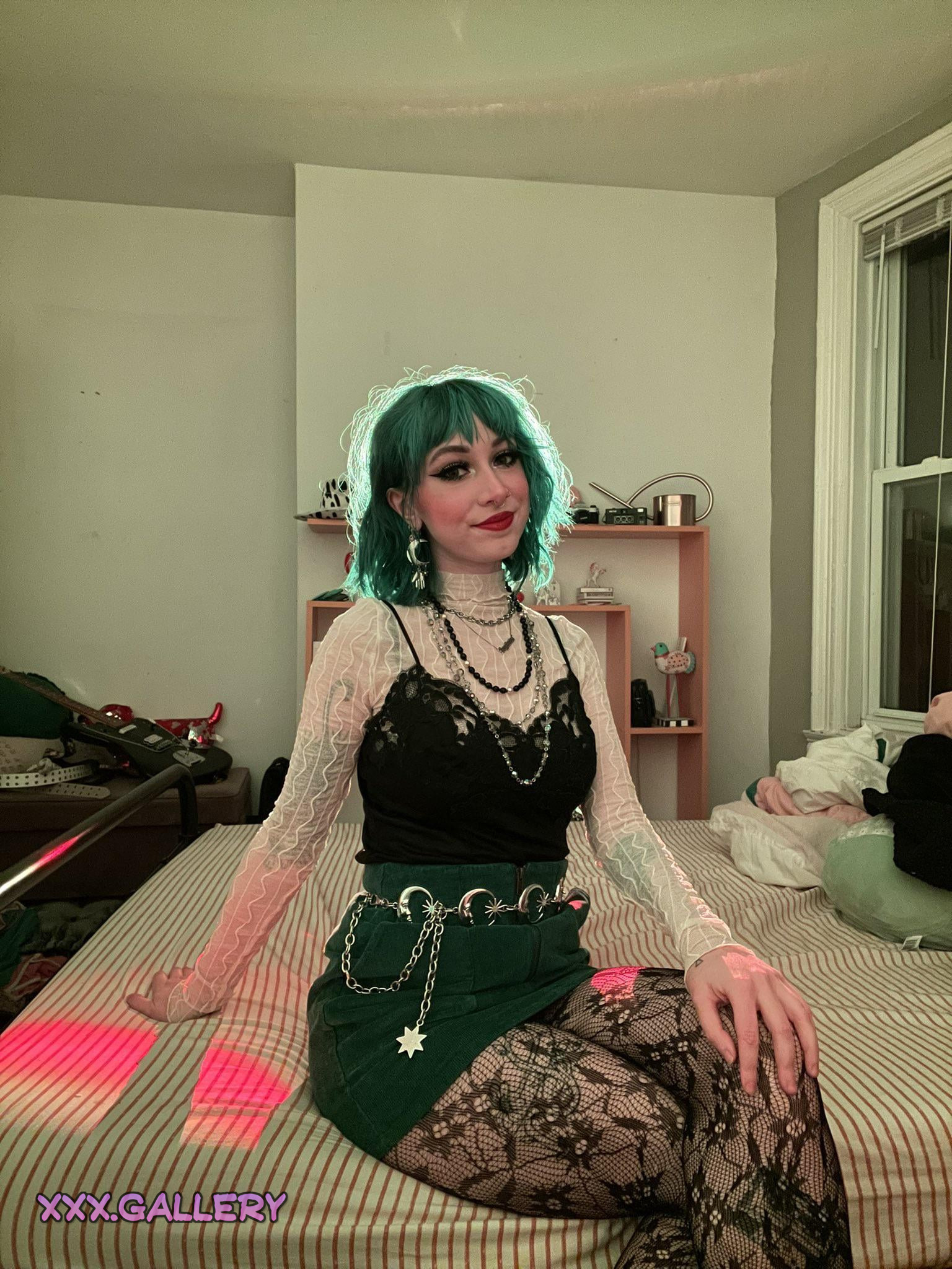 Jessie Brown: Stunningly Seductive Beauty π 2 1poq2a6 hd