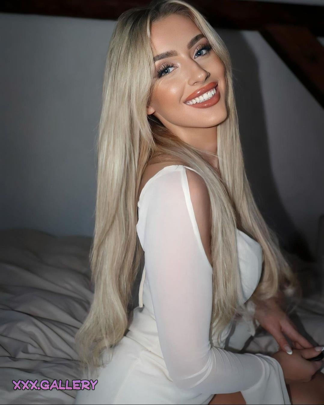 Unveiling the Allure of Sophie Mahler πΉπ€ 3 1q144cz hd