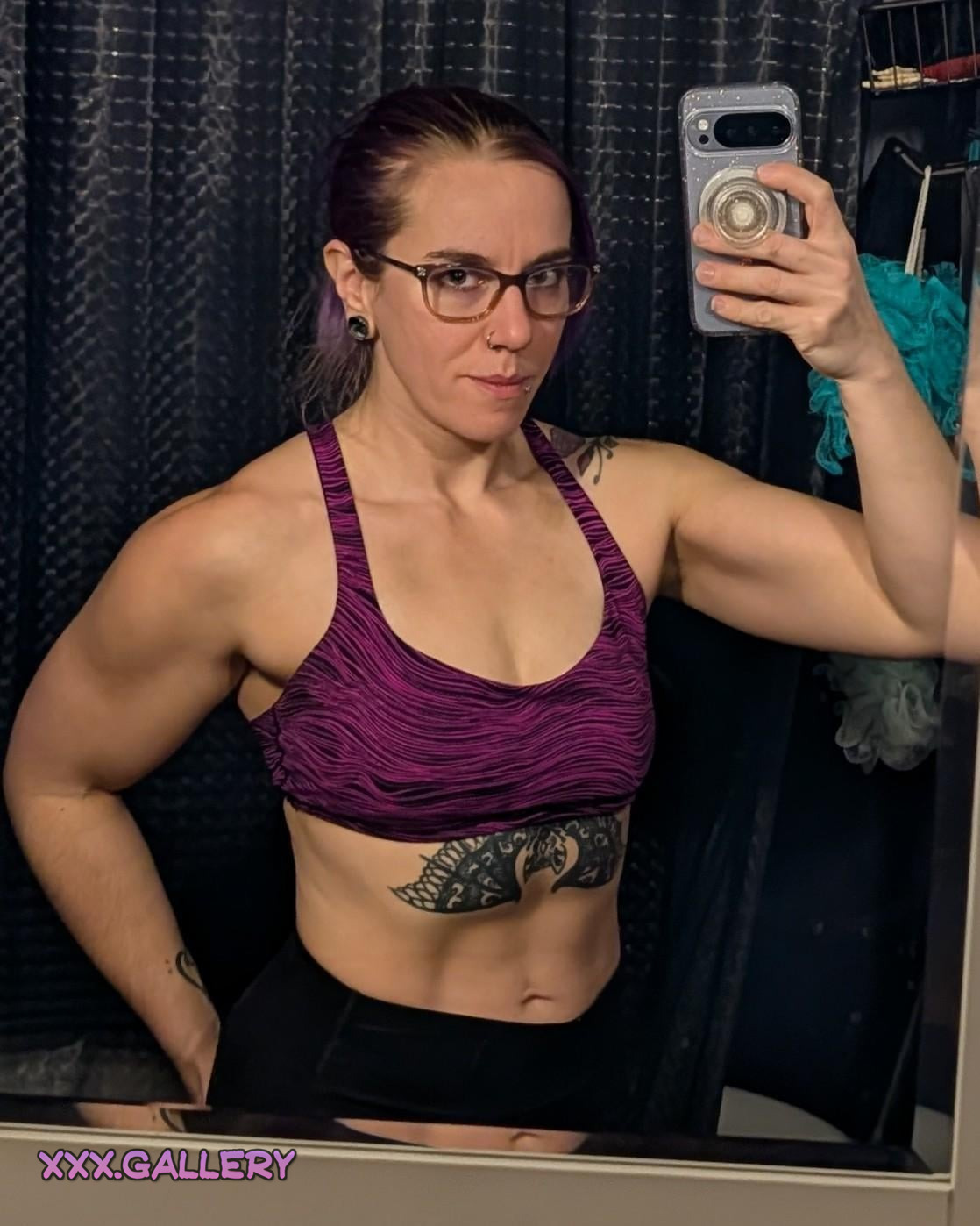 Struggling with Body Image: My Selfie Obsession During Bulking Phase π€¨ποΈ 8 1qdpnku hd