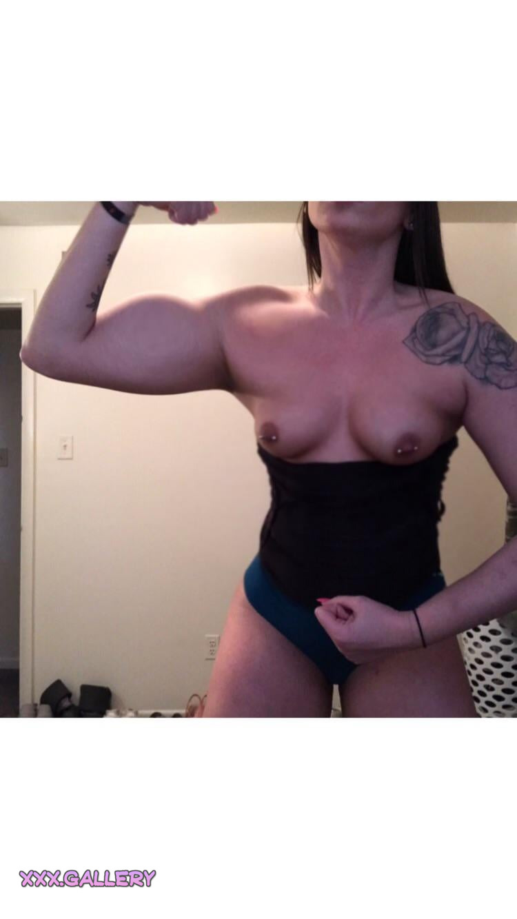 Worship My Powerful Muscles 🏋️👨🏿: Biceps and Pecs Galore 2 1qs8c9p hd