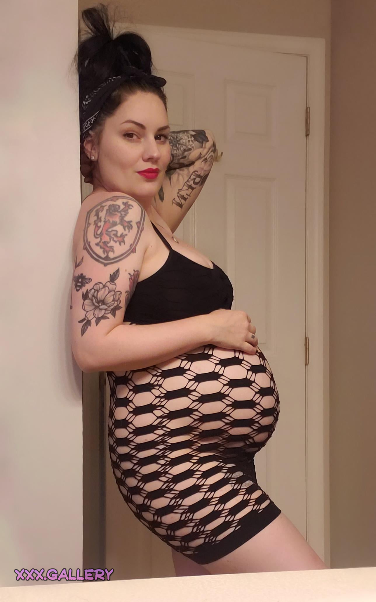 Pregnant Thoughts: Can You Guess What’s on My Mind? 🍼🤰