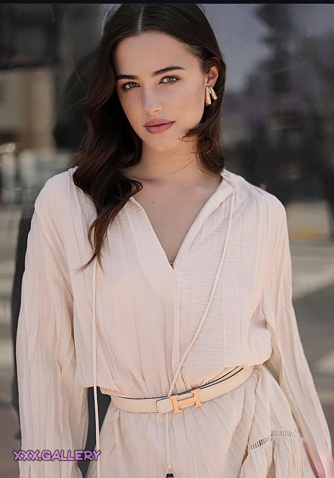 Jamie’s Irresistible Allure 🌹 – Captivating Beauty