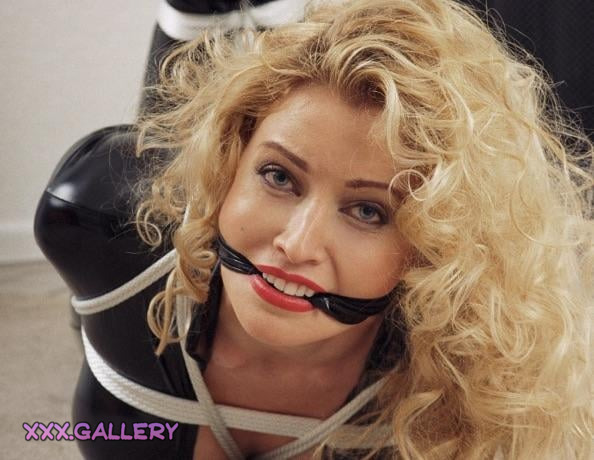 Caught In Her Web: Spy’s Intimate Bondage Encounter 🕶️