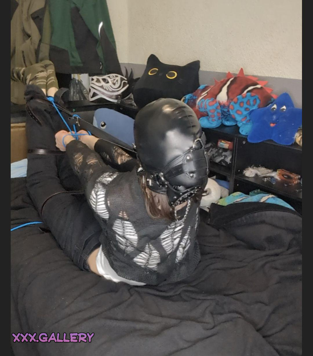 Bound and Ordered: Struggling in Hogtie Bliss 📦🔓