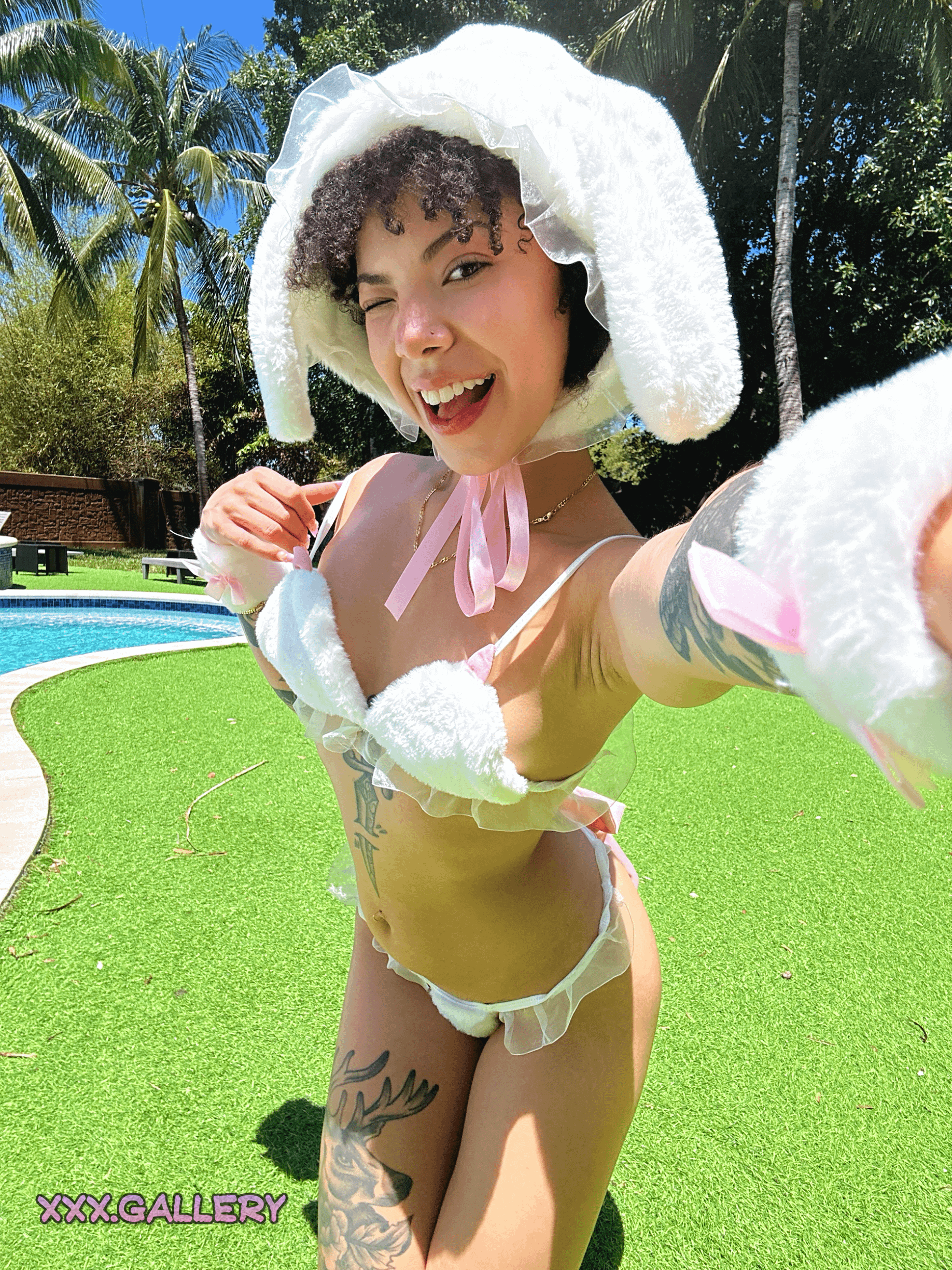 Lustful Angels: Soft Fur, Seductive Allure 😘💋