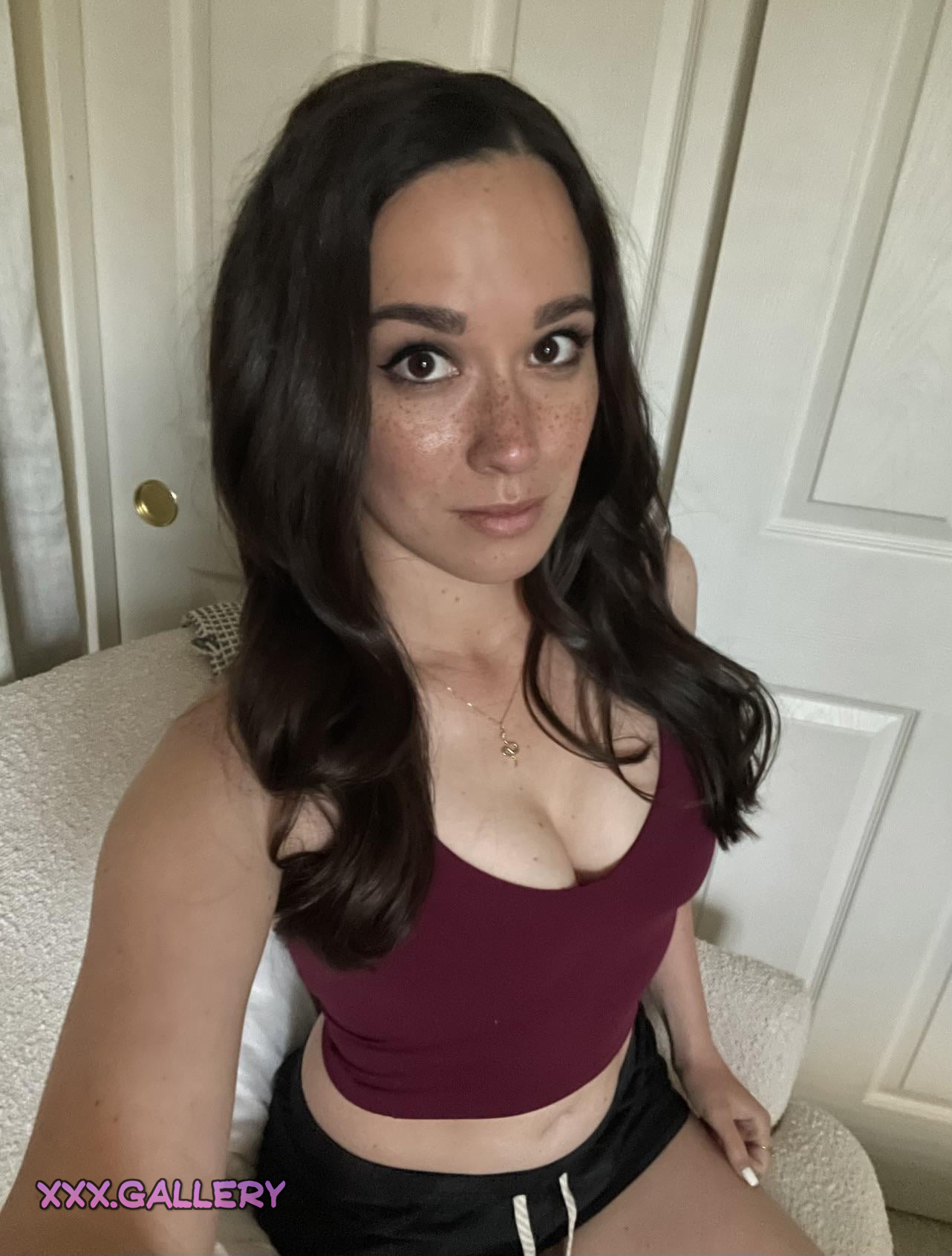 Relaxing After a Seductive Weekend 🏡 – Freckled Goddesses Unwind