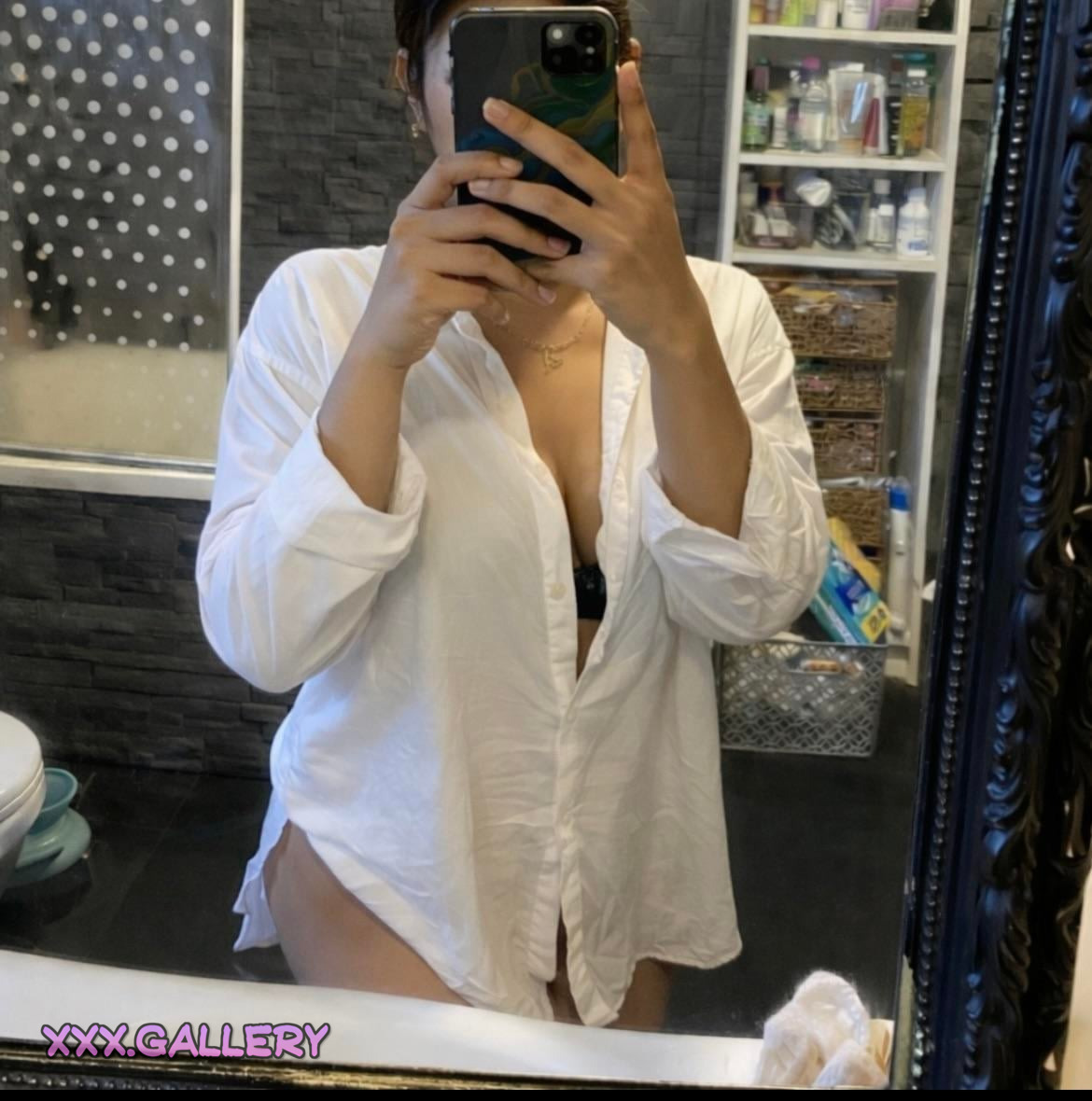 Craving Your Desire: My Sensual Indian Allure 💋