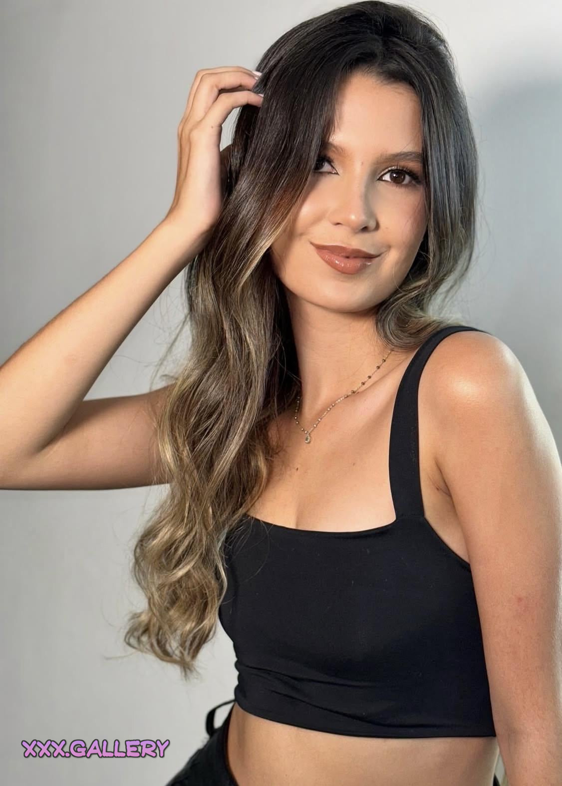 Irresistible Latina Beauty: Mariajose Herrera Gomez 🔥