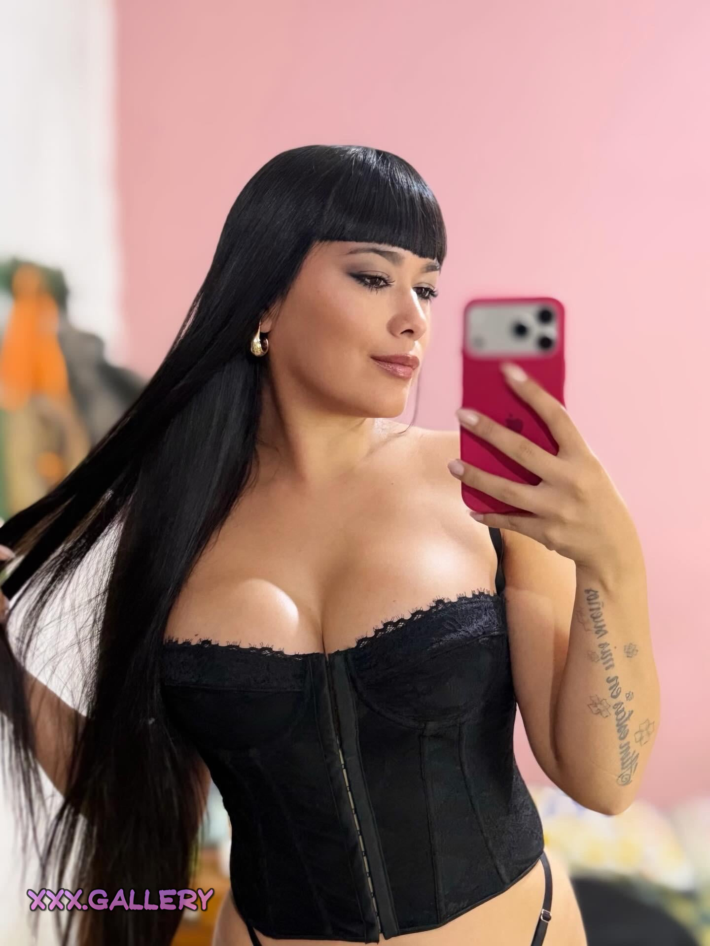 Sultry Brunette Seductions: 💋 Hello is the Surprise in Your Shadows � shadows