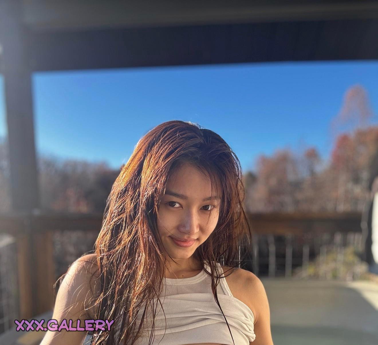 Asian Babe Gets Wet and Wild 💦