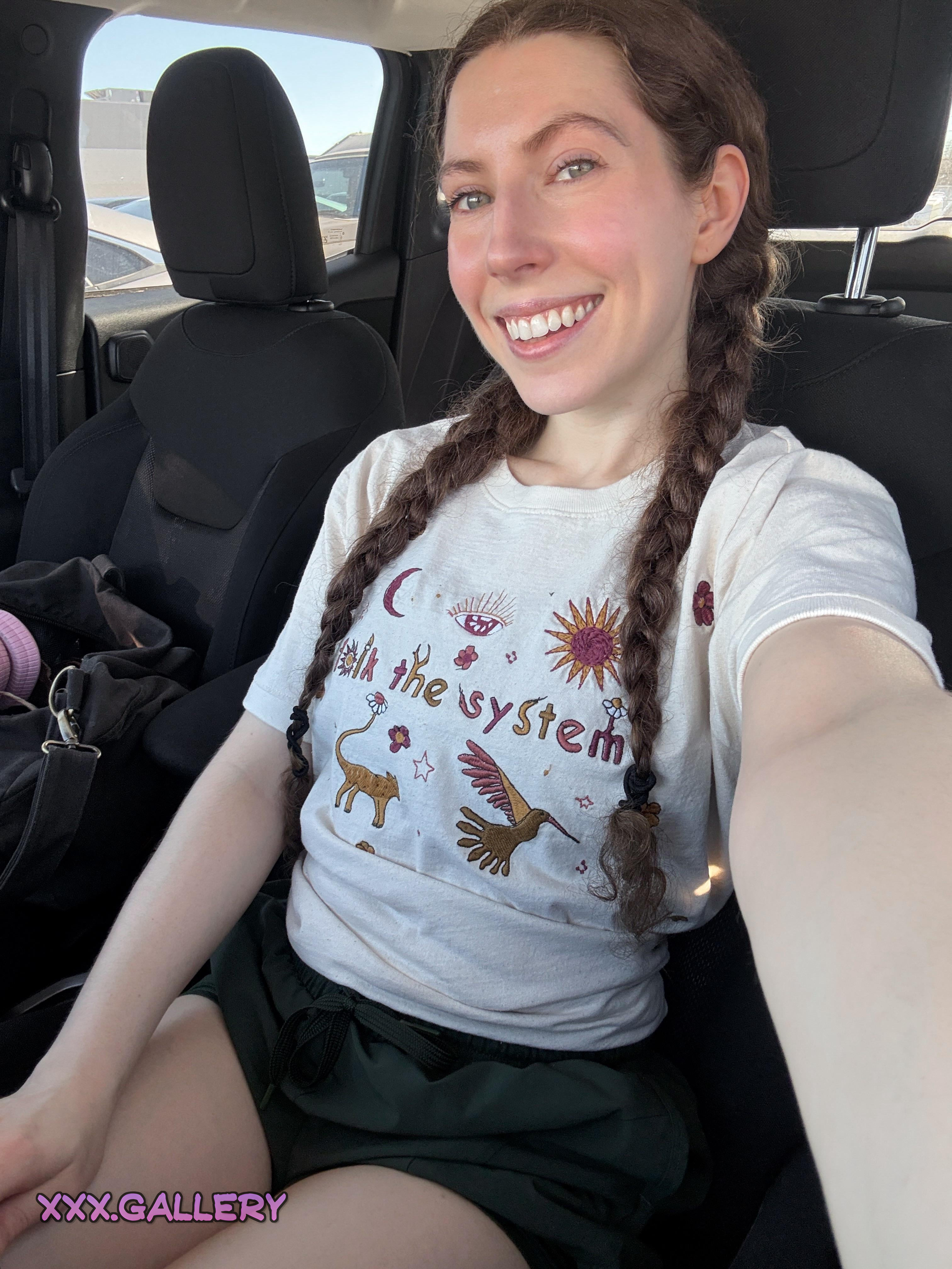 Unleashing the Siren: Post-workout Brunette Goddess 🧚🏽‍♀️💦