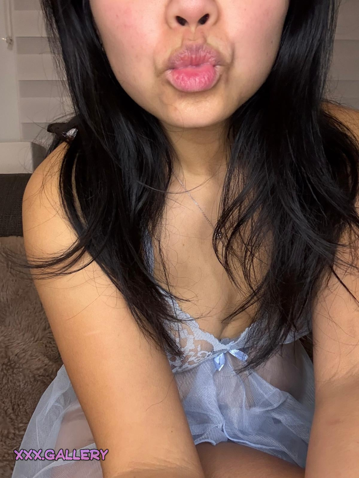 Petite Asian Babe Owning Her Sexiness 💃🏼💋