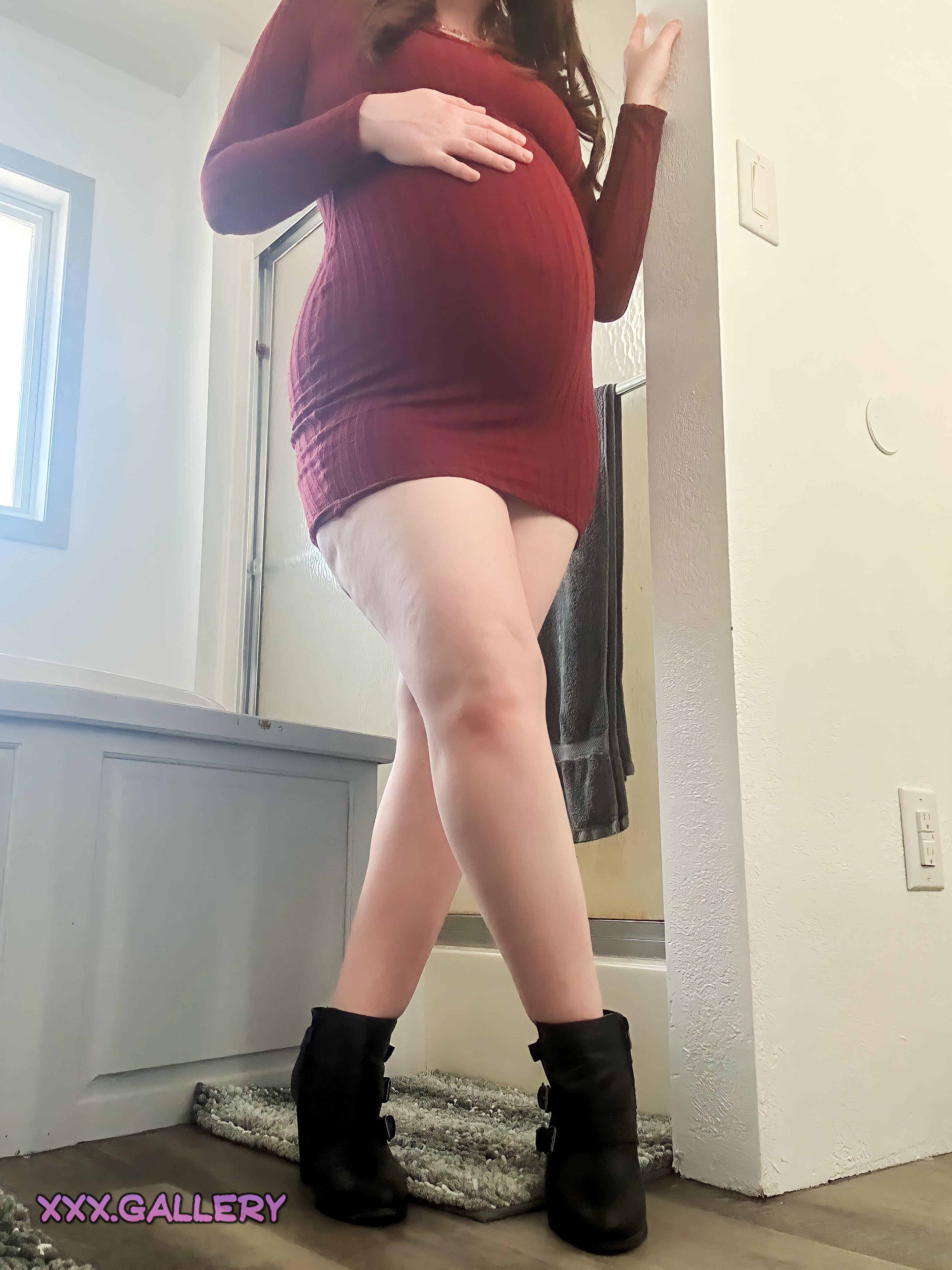 Embracing My Fertile Goddess 🌱💃: A Pregnancy Ode