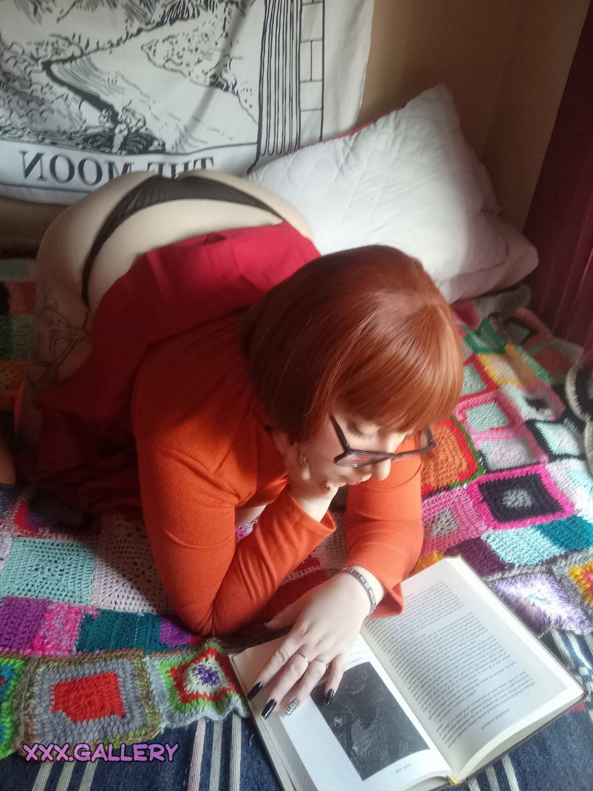 Which Mystery Girl Gets Your Heart Racing? 🔎 Daphne or Velma?