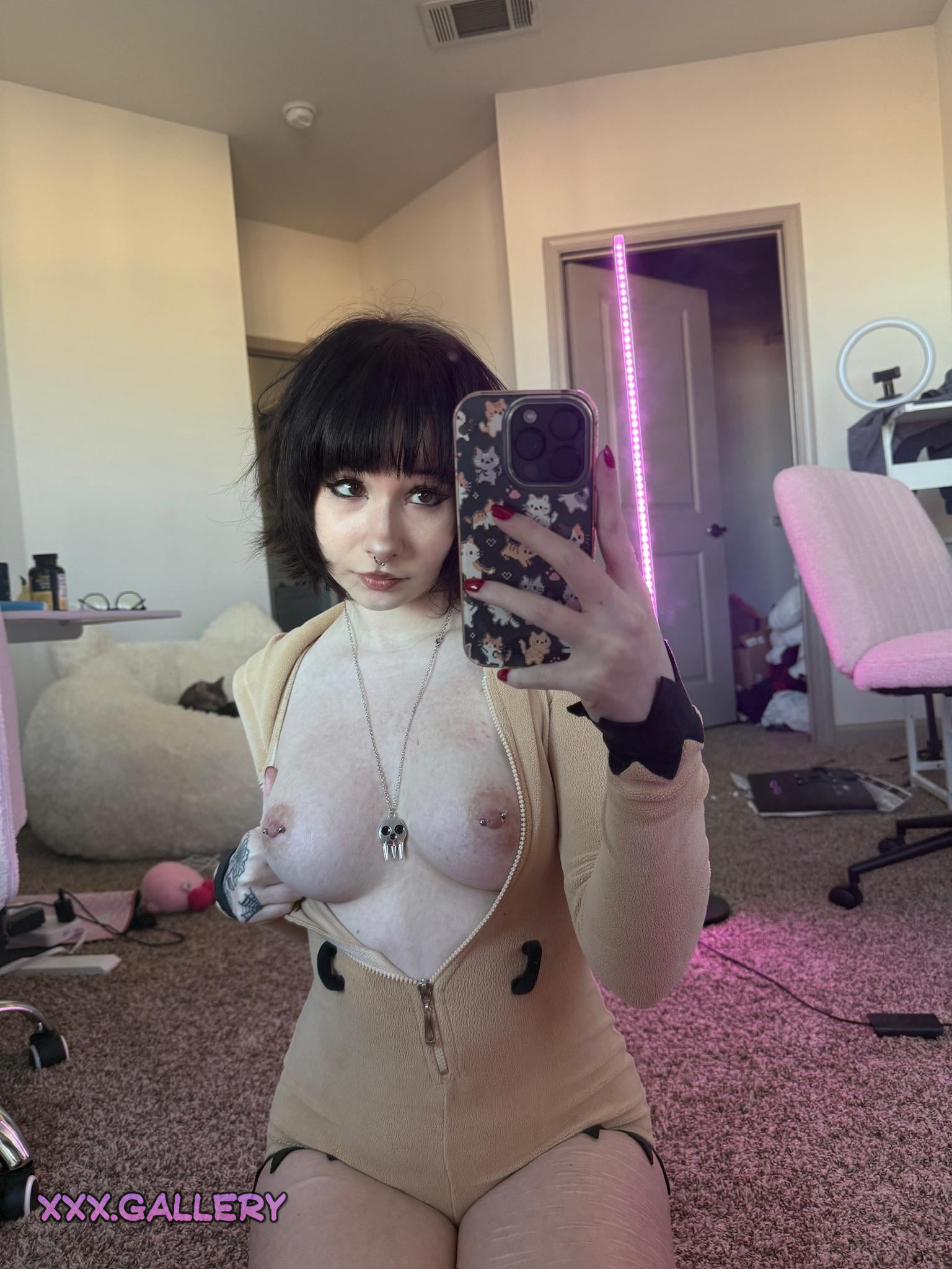 Swipe for a Dark, Moody Surprise 📱✨